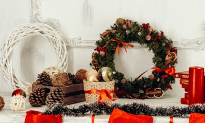 Best weaths images pine cones and christmas wreaths
